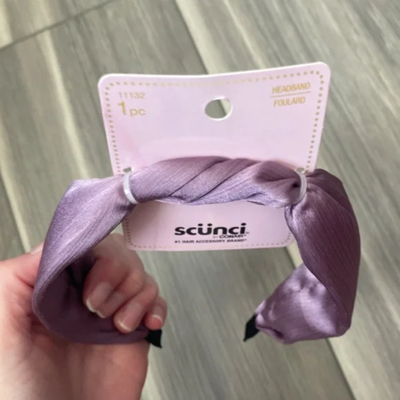 NWT women purple head band - Picture 2 of 2